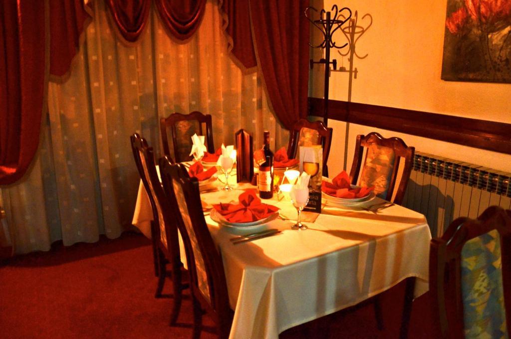 Golden Card Motel Banja Luka Exterior photo